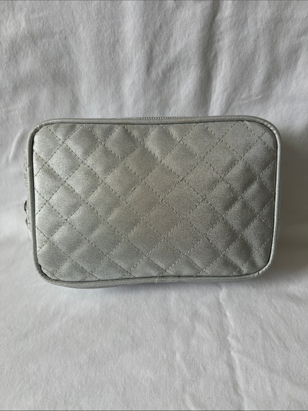 Clinique Quilted Metallic Silver Cosmetic Pouch with Pink Interior